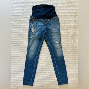 Ingrid & Isabel maternity jeggings